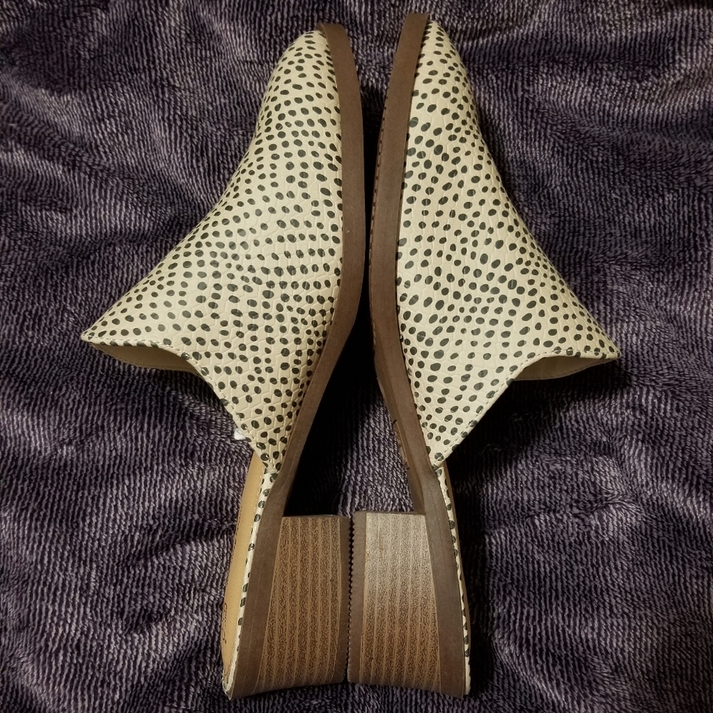 Patterned Mules.